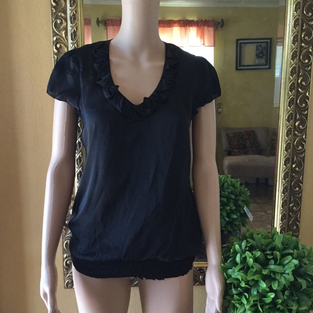 Black Stretchable Sleeveless Blouse